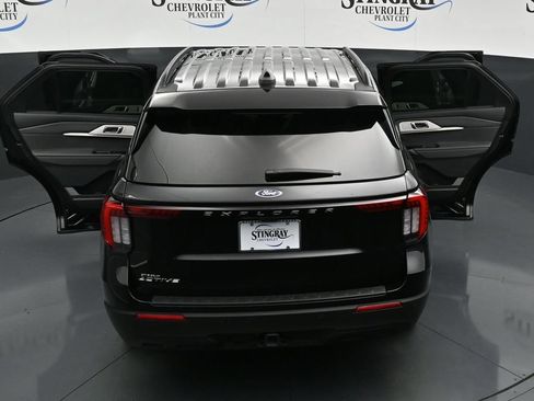 Used 2025 Ford Explorer Active RWD image 44