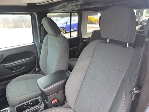 Certified 2025 Jeep Wrangler Unlimited Sport S 4xe image 14