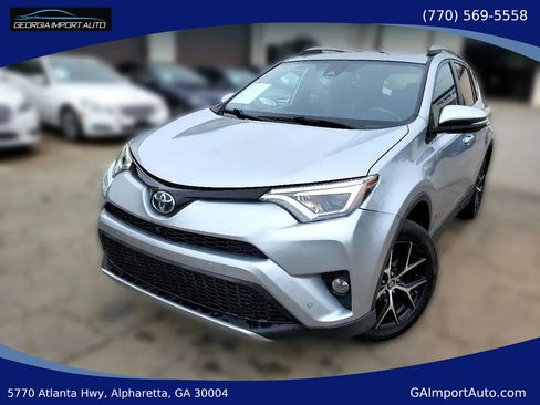 Used 2016 Toyota RAV4 SE image 1