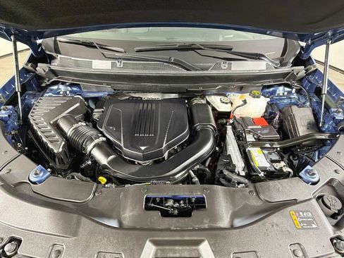 Used 2025 Chevrolet Traverse Z71 w/ LPO, Floor Liner Package AWD/4WD image 28