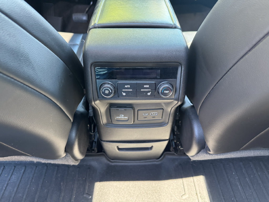 Used 2020 GMC Acadia Denali AWD/4WD image 15