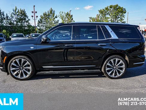 Used 2026 Cadillac Escalade Luxury w/ Touring Package AWD/4WD image 7
