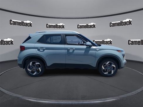 New 2025 Hyundai Venue Limited image 8
