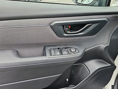 Certified 2025 Subaru Forester Premium image 13