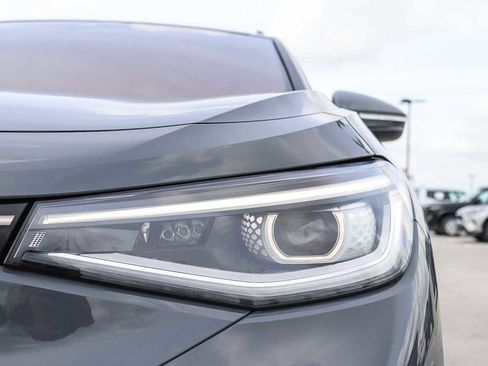 Used 2023 Volkswagen ID.4 Pro S image 7
