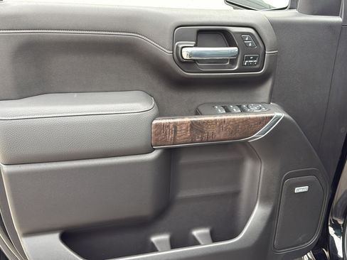 Used 2021 GMC Sierra 1500 Denali w/ Denali Ultimate Package image 10