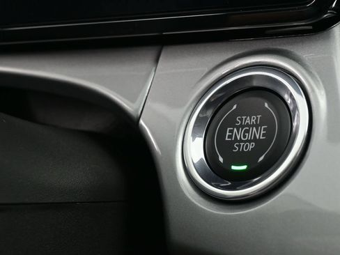 New 2026 Chevrolet Trax LT w/ Driver Confidence Package FWD image 19