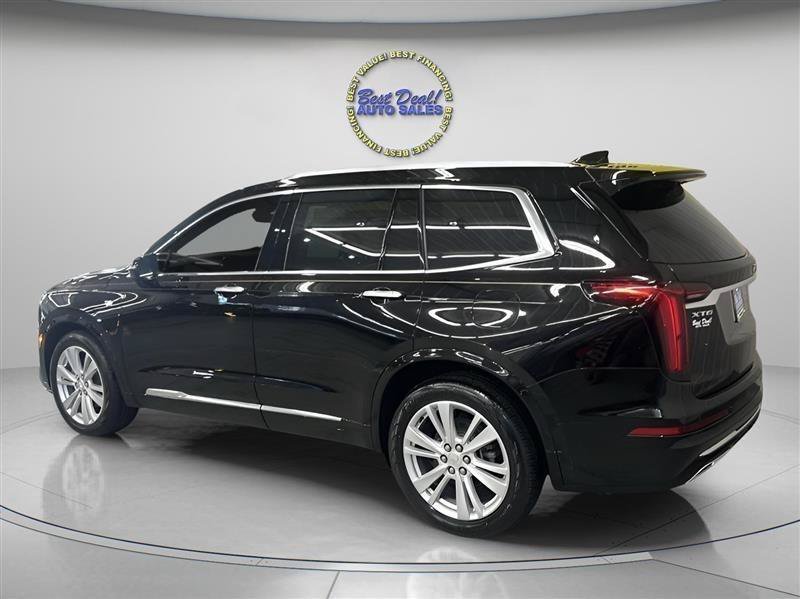 Used 2021 Cadillac XT6 Premium Luxury FWD image 3