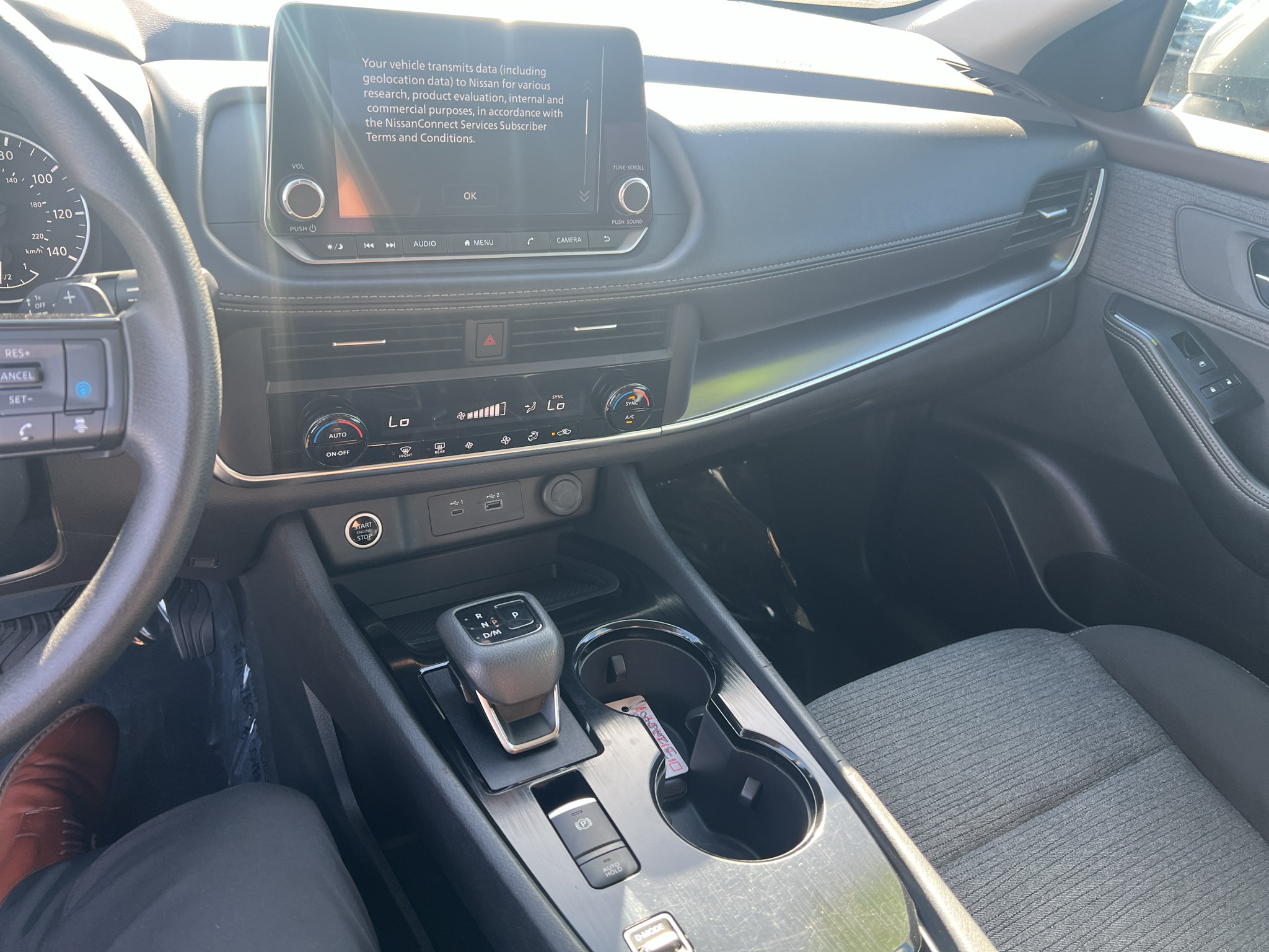Used 2023 Nissan Rogue SV FWD image 10