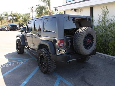 Used 2016 Jeep Wrangler Unlimited Sport w/ Quick Order Package 24S AWD/4WD image 4