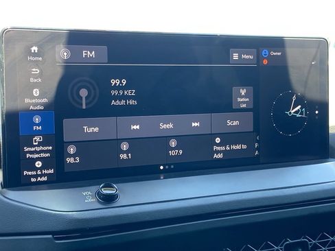 Used 2023 Honda Accord Sport image 9
