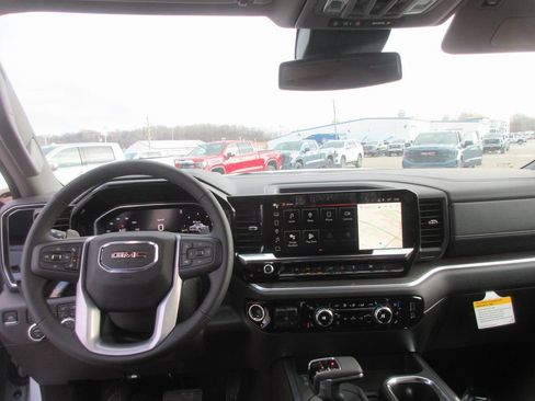 New 2026 GMC Sierra 1500 SLT w/ SLT Premium Plus Package AWD/4WD image 16