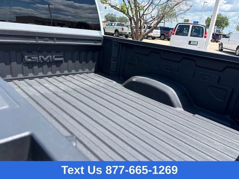 Used 2025 GMC Sierra 2500 AT4 AWD/4WD image 23