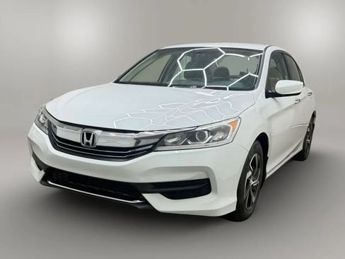 Used 2017 Honda Accord LX image 5