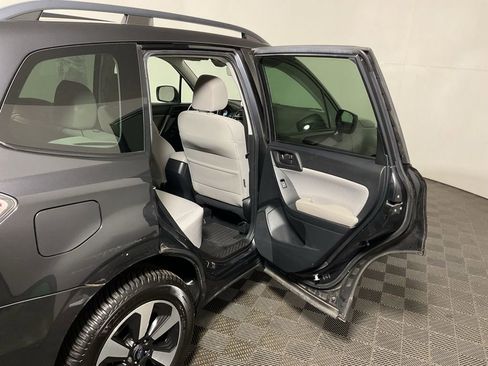 Used 2018 Subaru Forester 2.5i Premium image 32