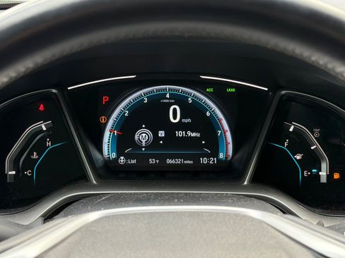 Used 2020 Honda Civic Touring image 22