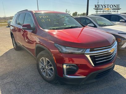 Used 2023 Chevrolet Traverse LT