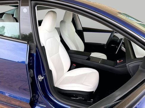 Used 2025 Tesla Model 3 Long Range RWD image 7