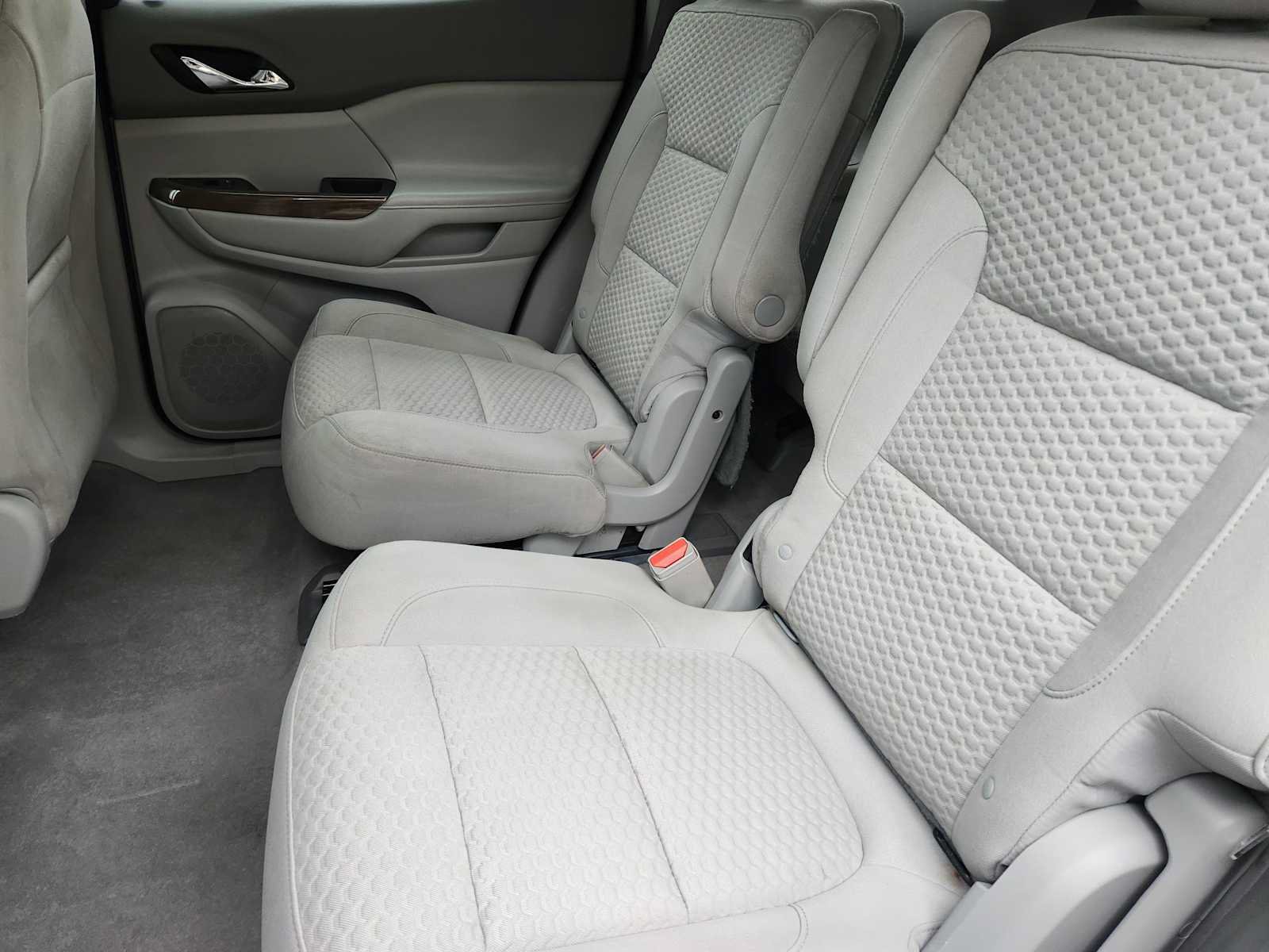 Used 2019 GMC Acadia SLE w/ Driver Alert Package I FWD image 29