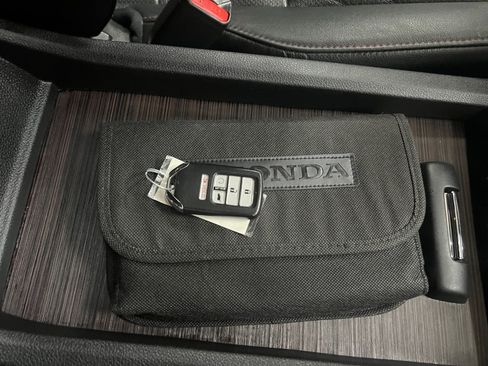 Certified 2021 Honda Pilot Black Edition image 33
