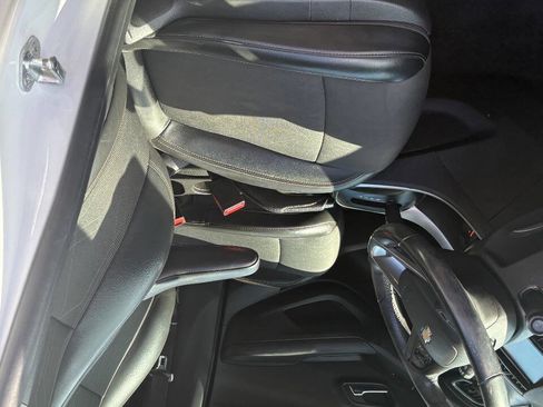 Used 2017 Chevrolet Trax LT w/ LT Convenience Package image 24