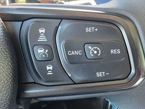 Used 2024 Jeep Wrangler Unlimited Rubicon 4xe AWD/4WD image 32