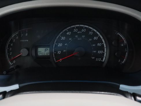 Used 2014 Toyota Sienna LE FWD image 37