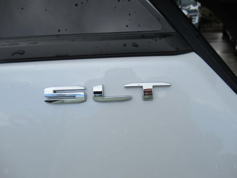Used 2023 GMC Terrain SLT w/ Infotainment Package II FWD image 36