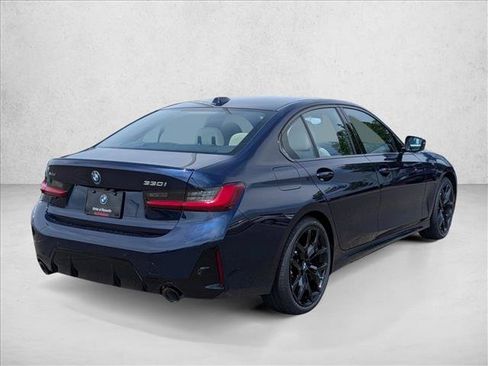New 2026 BMW 330i xDrive Sedan w/ M Sport Package AWD/4WD image 4
