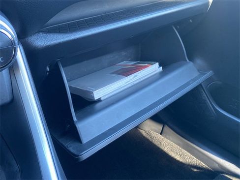 Used 2024 Toyota RAV4 XLE Premium image 30