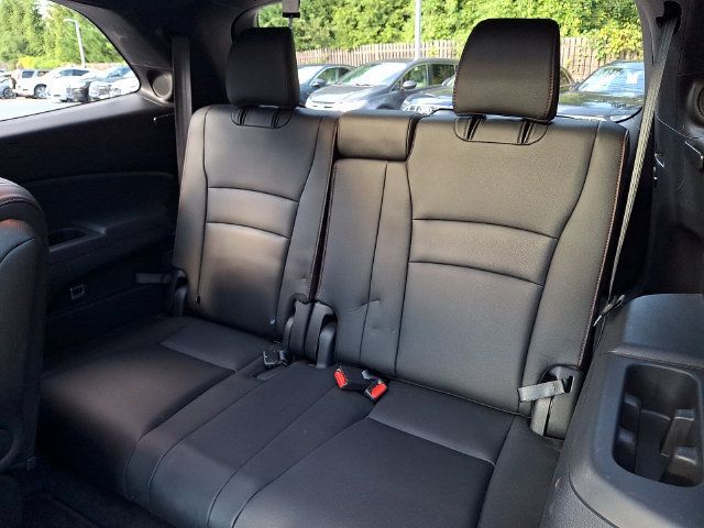 Used 2020 Honda Pilot Black Edition image 10