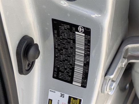 Used 2023 Toyota Corolla LE image 37