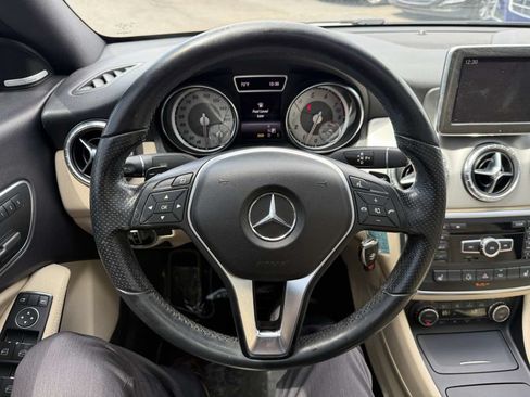 Used 2014 Mercedes-Benz CLA 250 image 8