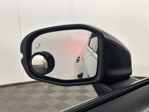 Used 2025 Honda CR-V EX-L image 37