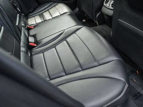 Used 2015 Mercedes-Benz C 300 4MATIC Sedan image 31