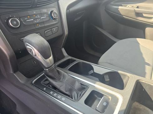 Used 2017 Ford Escape S FWD image 17