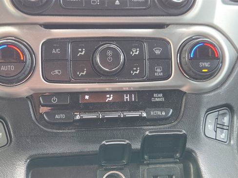 Used 2019 GMC Yukon XL SLT image 30