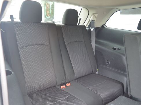 Used 2019 Dodge Journey SE w/ Connectivity Group FWD image 23