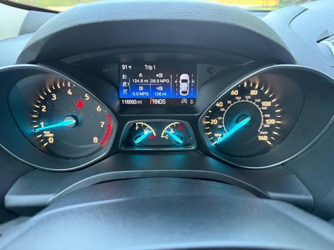 Used 2017 Ford Escape Titanium w/ Equipment Group 301A AWD/4WD image 17