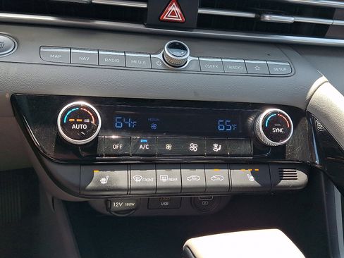 Certified 2023 Hyundai Elantra SEL w/ Convenience Package FWD image 15