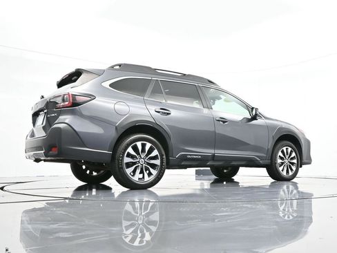 Used 2024 Subaru Outback Limited image 28