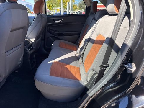 Used 2018 Ford Edge SEL w/ Equipment Group 201A image 14