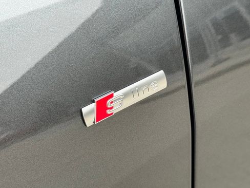 New 2026 Audi Q8 Premium Plus image 8