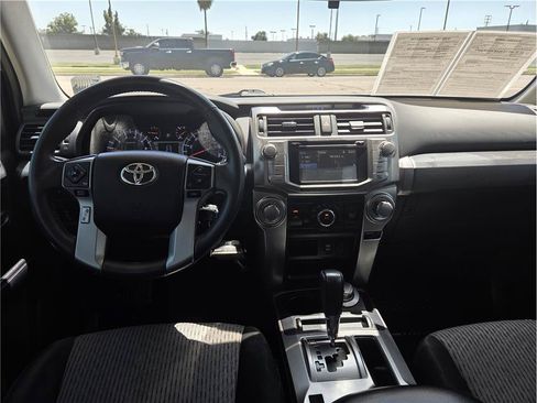 Used 2018 Toyota 4Runner SR5 AWD/4WD image 16