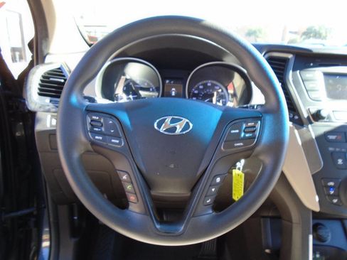 Used 2017 Hyundai Santa Fe Sport image 15