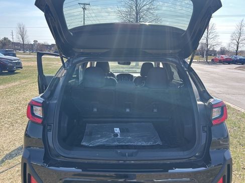 Used 2024 Subaru Crosstrek 2.0i Premium image 13