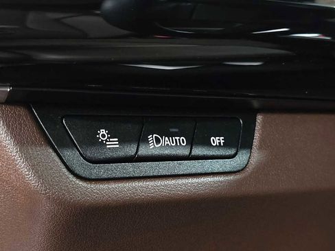 Used 2025 BMW X1 xDrive28i w/ Premium Package image 26