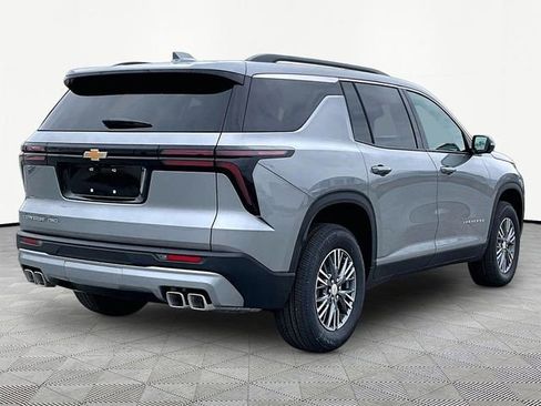 New 2026 Chevrolet Traverse LT w/ Driver Confidence Package image 6