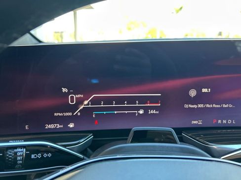 Used 2025 Cadillac Escalade ESV Premium Luxury w/ Touring Package image 66