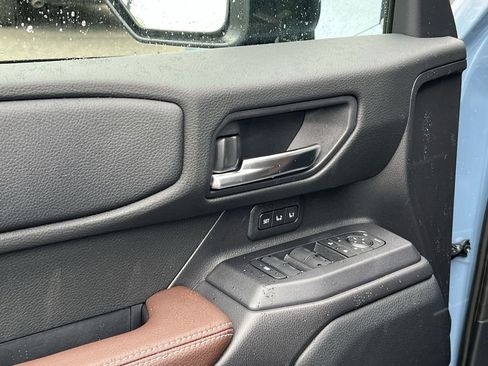 New 2026 Toyota Land Cruiser image 10